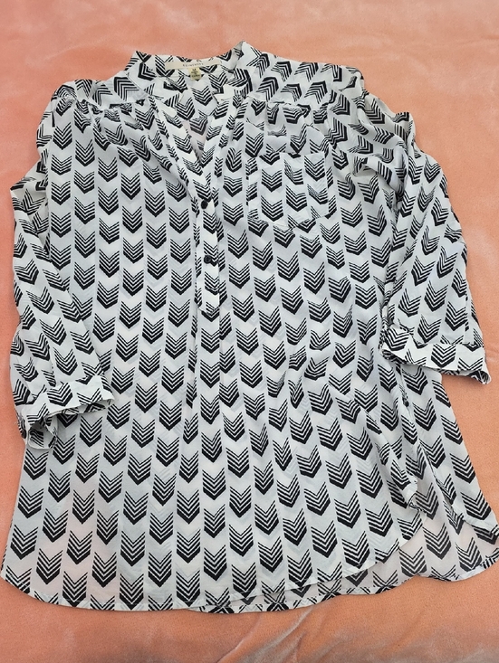 Tops - Hawthorn Black & White Chevron Print Long Sleeve Blouse